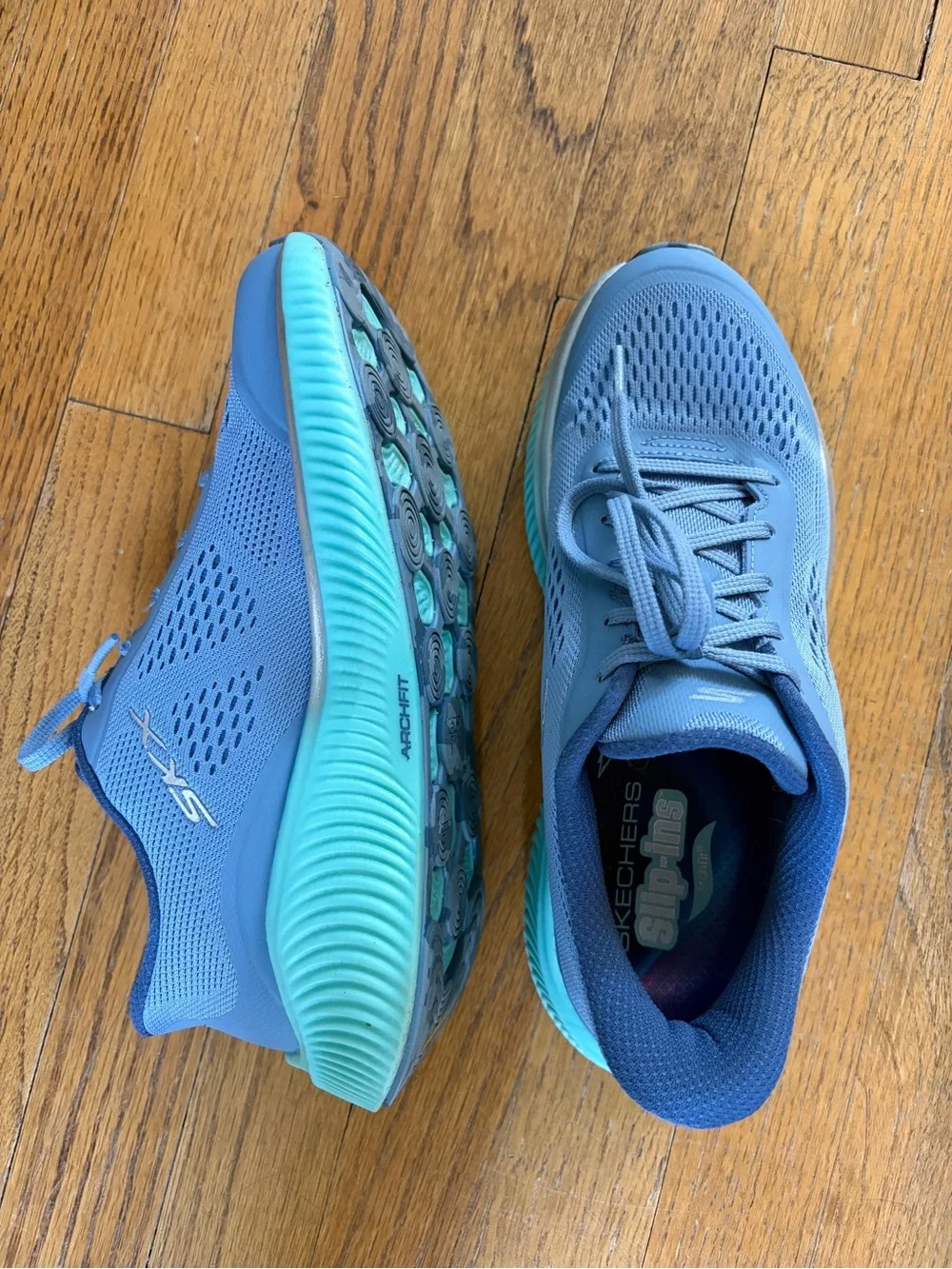 Skechers light blue